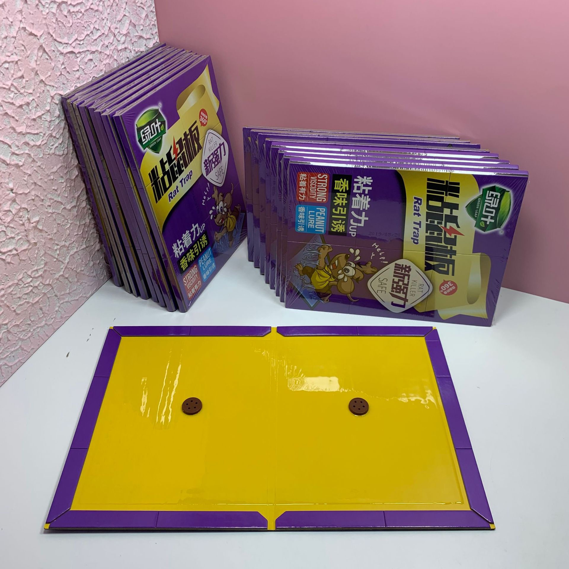 Manufacturer's spot wholesale GL02116 green leaf new strong sticky mouse board mouse sticky board mouse catching board mouse glue
