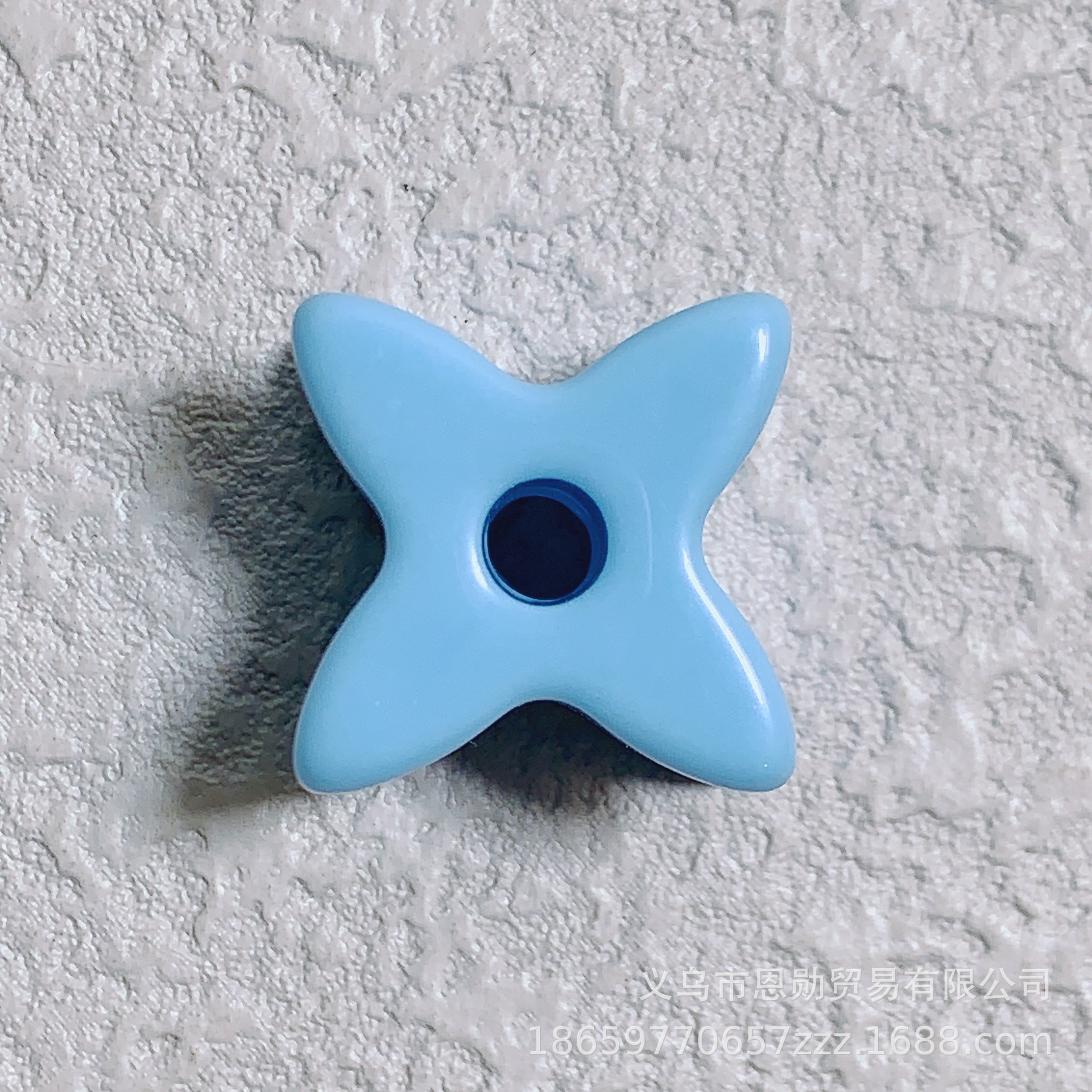 X (light blue)