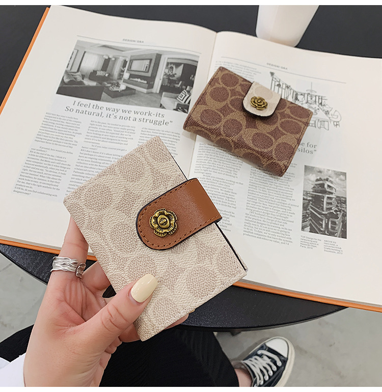 Card Holder Small Wallet Female 2021 New Mini And Simple Large Capacity Short Card Holder One Piece Dropshipping Female Coin Purse display picture 33