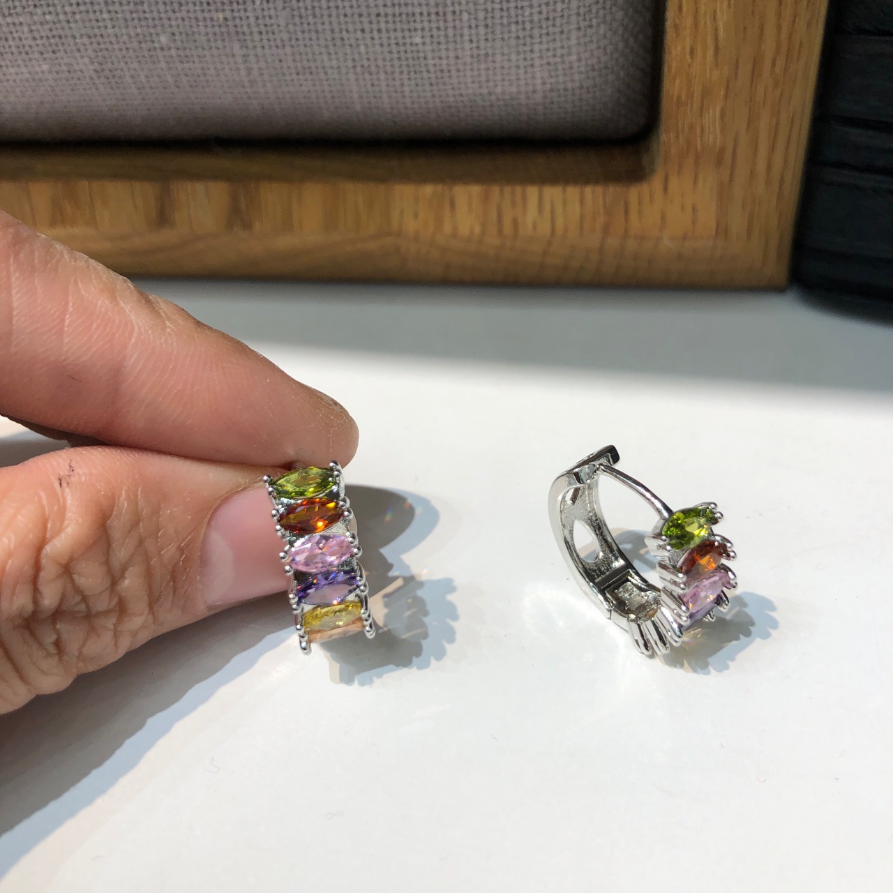 Sophisticated cute small design earrings with zircon