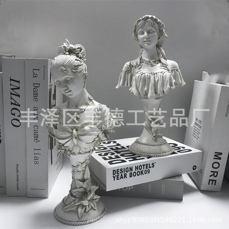 Hot-Selling Cross-Border Desktop Ornaments Plaster Statues Resin Crafts European-Style Tv Cabinet Modern Simple Retro