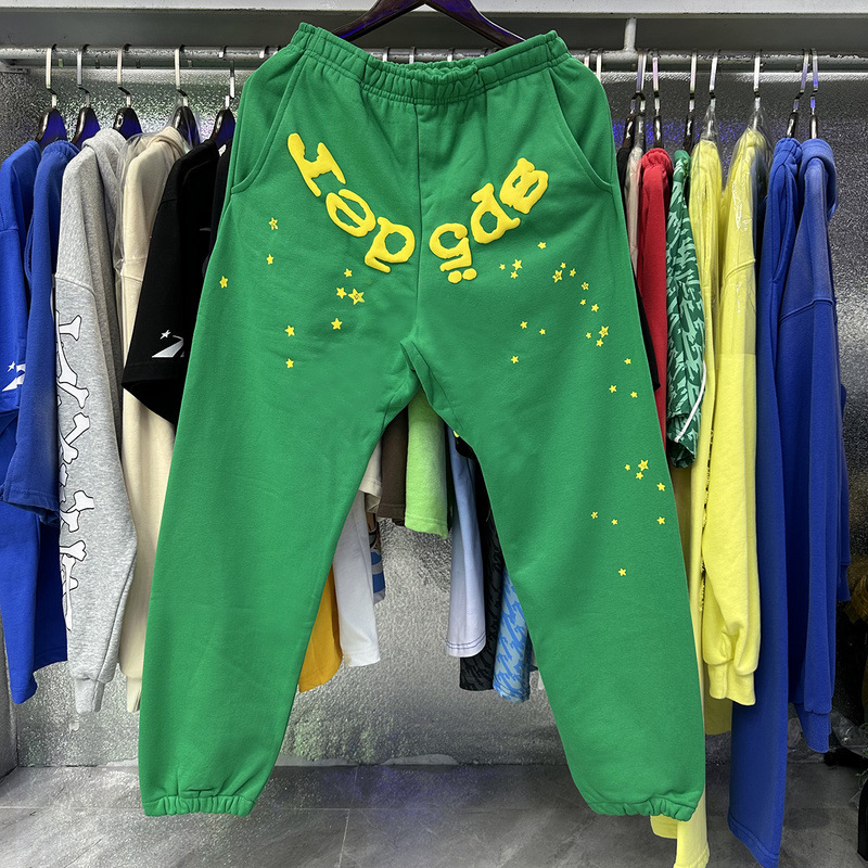 Venta al por mayor europea y americana hip hop cantante mismo estilo burbuja pelo carta 555555 impreso hombres y mujeres pareja suéter con capucha traje