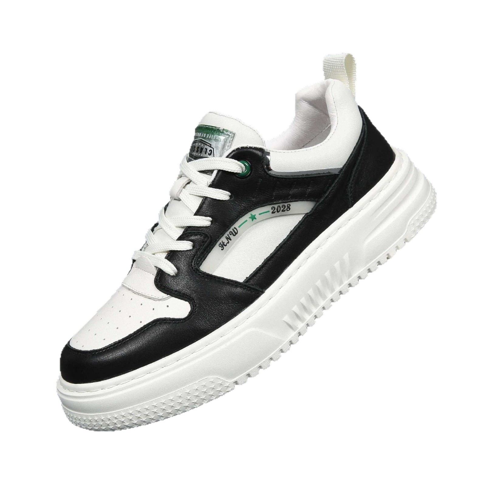 Zapatos casuales de cuero de vaca, zapatos casuales de hombre, zapatos blancos de moda coreana con un pedazo de calzado deportivo, suela gruesa