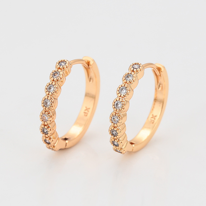 Xuping comercio exterior transfronterizo joyas de moda otoño y invierno auriculares lujosas sensación alta una tarjeta de otoño y invierno 6 pares de 12 pares de pendientes para mujeres