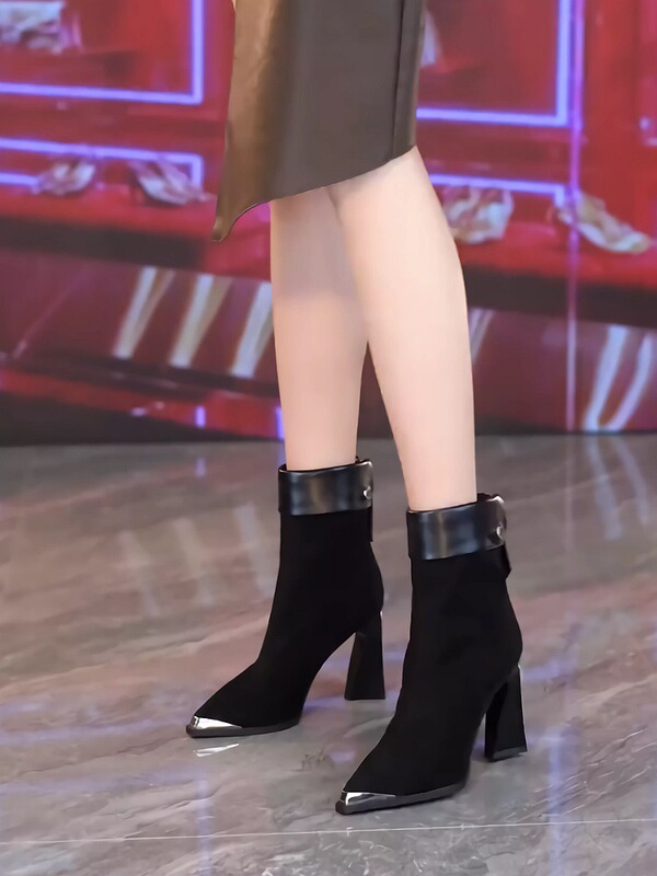 European and American Metal Square Toe Nubuck Leather Ankle Boots 2025 Autumn and Winter Small Height Increasing Leg Straight High Heel Short Boots for Women