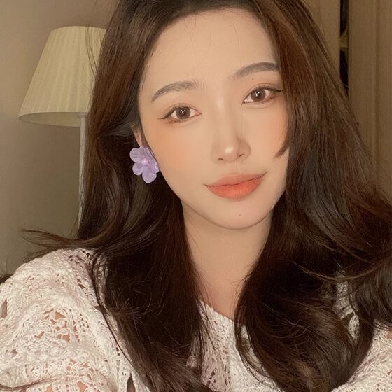Super Fairy Elegant Sweet Purple Flower Earrings Internet Celebrity High-end Sense White Flower Earrings Personalized All-match Ear Jewelry