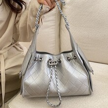 ����С����ɫhobo����ˮͰ��Ů2026�¿�����������������Ҹ�°�