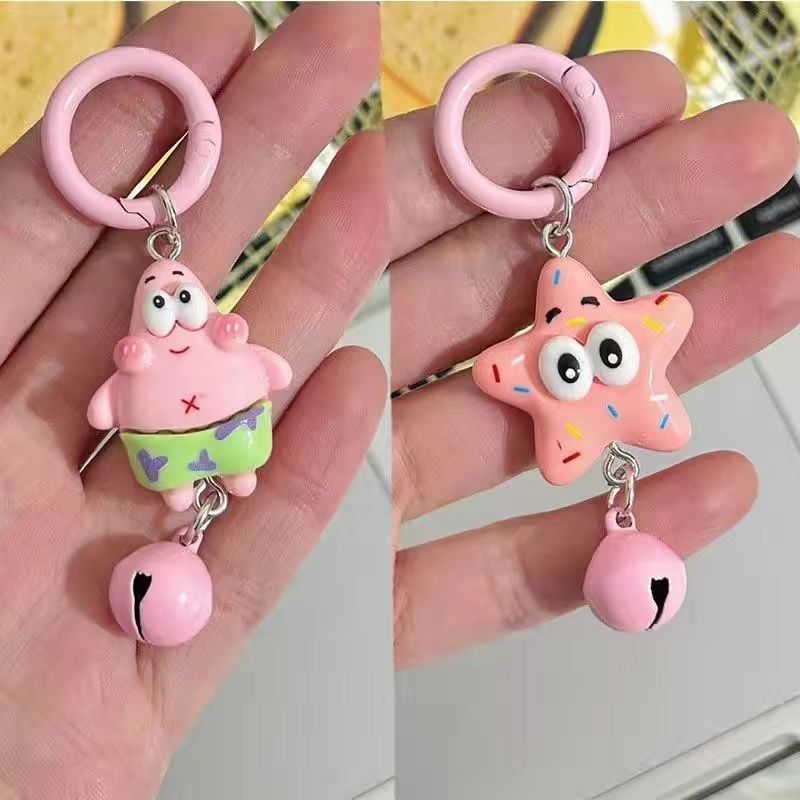 Tarjeta de campana D01 Baby Esponja Pi Big Star Keychain Cartoon nuevos accesorios lindos amigos regalos mochila colgar