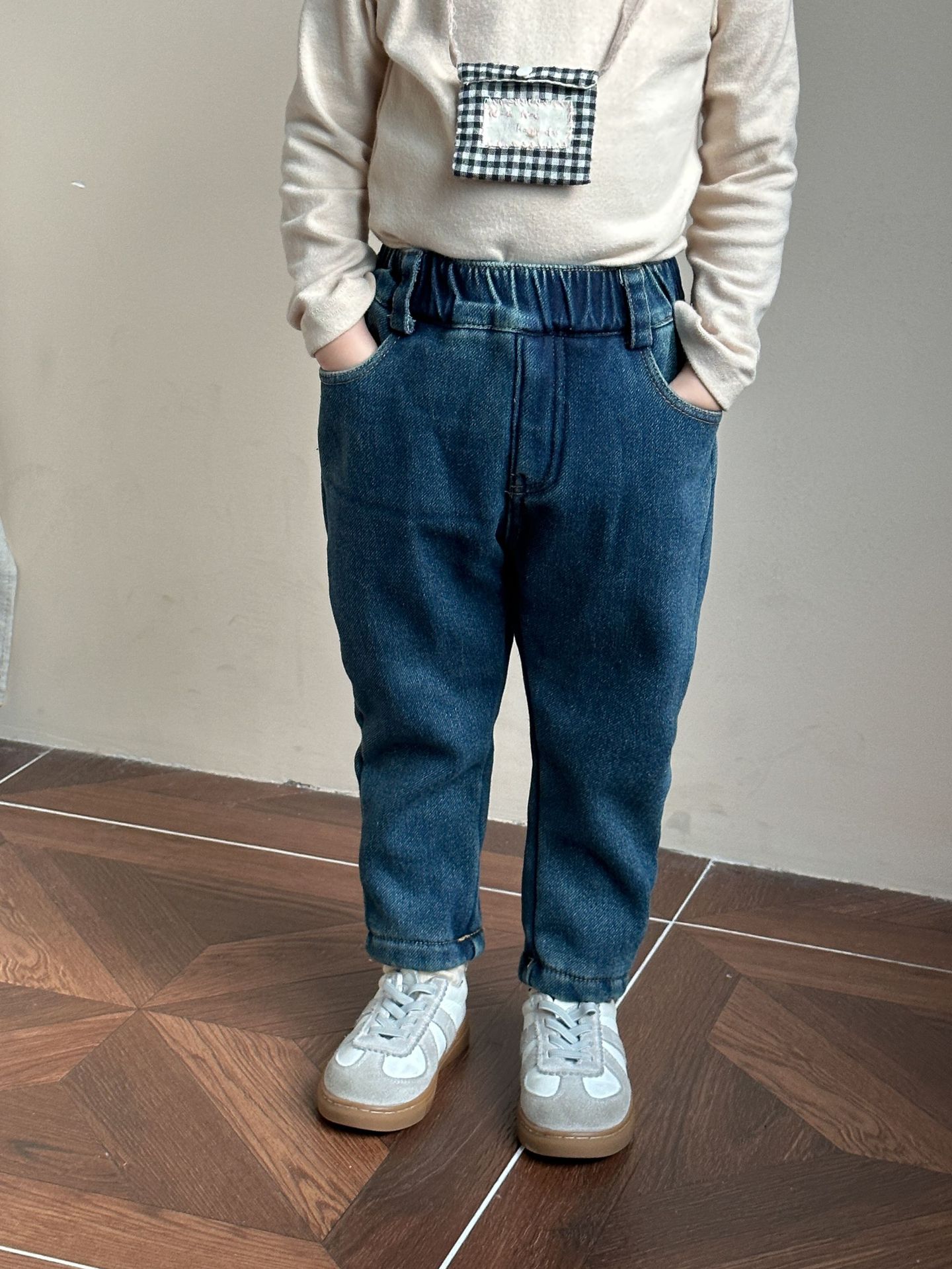 hmqViviiyNSAyin8WueWtyknhS6Hhc4J1X0v