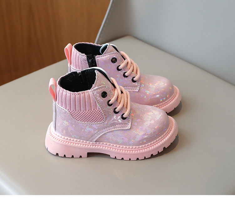 Scarpe autunnali 2024 Nuove scarpe Martin per bambini di taglia media e piccola, stivali corti impermeabili in pelle alla moda per ragazzi_voghion.com