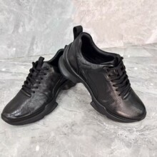 头层胎牛皮商务男鞋软面系带真皮休闲百搭防滑冲孔鞋