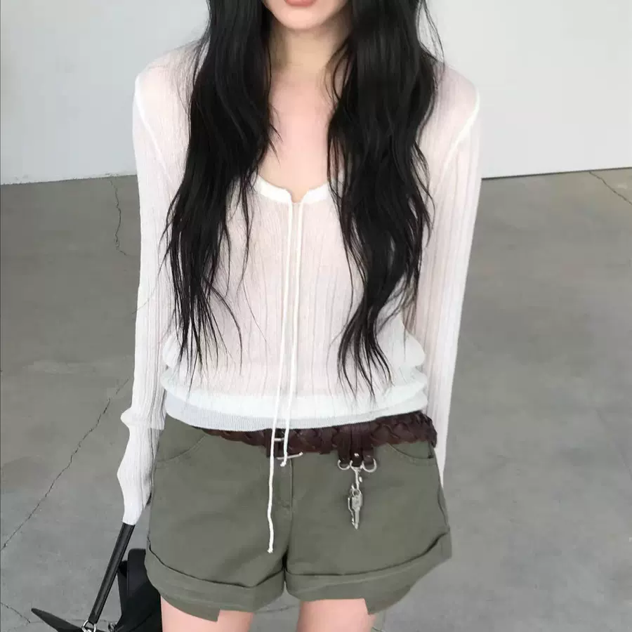 3天 2026春季新韩国东大门简约V领显瘦绑带坑条套头针织衫上衣女