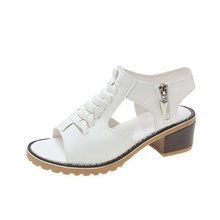 35-43码新款粗跟凉鞋女夏平底日韩学生百搭鱼嘴复古中跟女鞋厂家