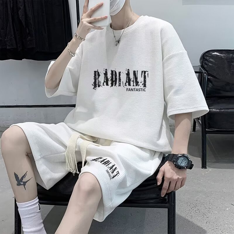 夏のワッフルスポーツスーツメンズオーバーサイズハンサムTシャツショーツツーピースセットトレンディなメンズファッションウェア|undefined
