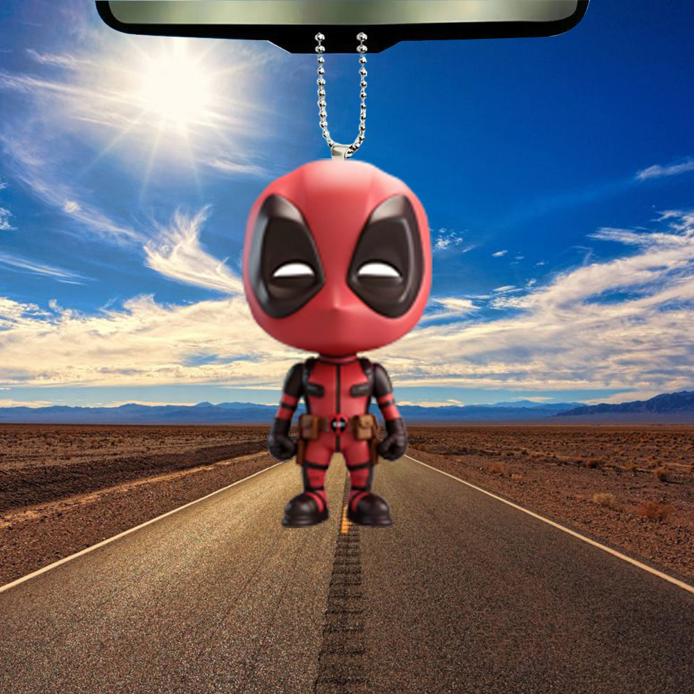 Nueva versión acrílica Q de Marvel Heroes Car Colgante Decoración de escena festiva