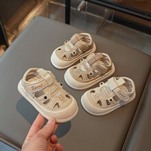 小童女宝宝鞋男童学步鞋子2025夏季包头婴儿鞋女童防撞镂空凉鞋潮
