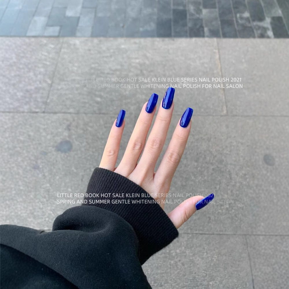 Celebridad en línea 2021 nuevo esmalte de uñas azul Klein verano color transparente fototerapia azul pegamento de esmalte de uñas para apertura de tienda