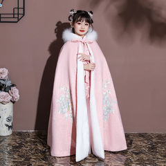 Child's winter cloak with faux fur hood, warm and thick, for visiting relatives in traditional Chinese style, fairy-like princess ancient costume for girls