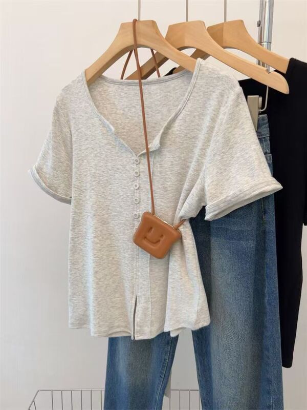 100kg Fashionable Casual Versatile Half-Open V-Neck Short-Sleeve T-Shirt for Women, Summer Plus-Size Top with Slit