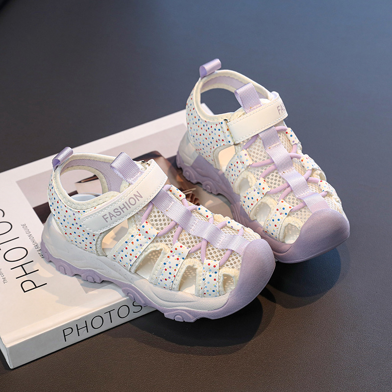 Niñas sandalias Baotou 2026 verano nuevo tipo de niños con suela suave de moda versátil zapatos de playa antideslizantes zapatos retrocesivos image 4