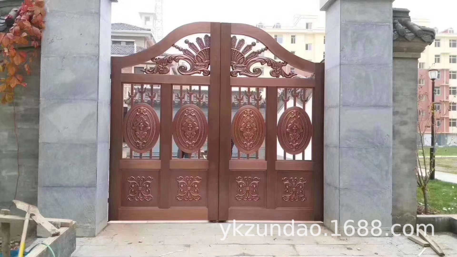 别墅庭院铜门