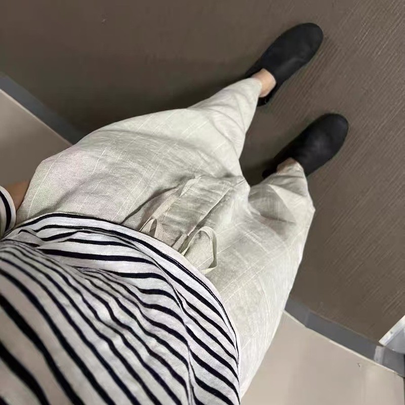 本革のレトロな丸い頭の超柔らかい福の靴の女性の厚い底の平の底の足は怠け者の靴のゴムひもの小さい革靴の靴を漕ぎます。|undefined