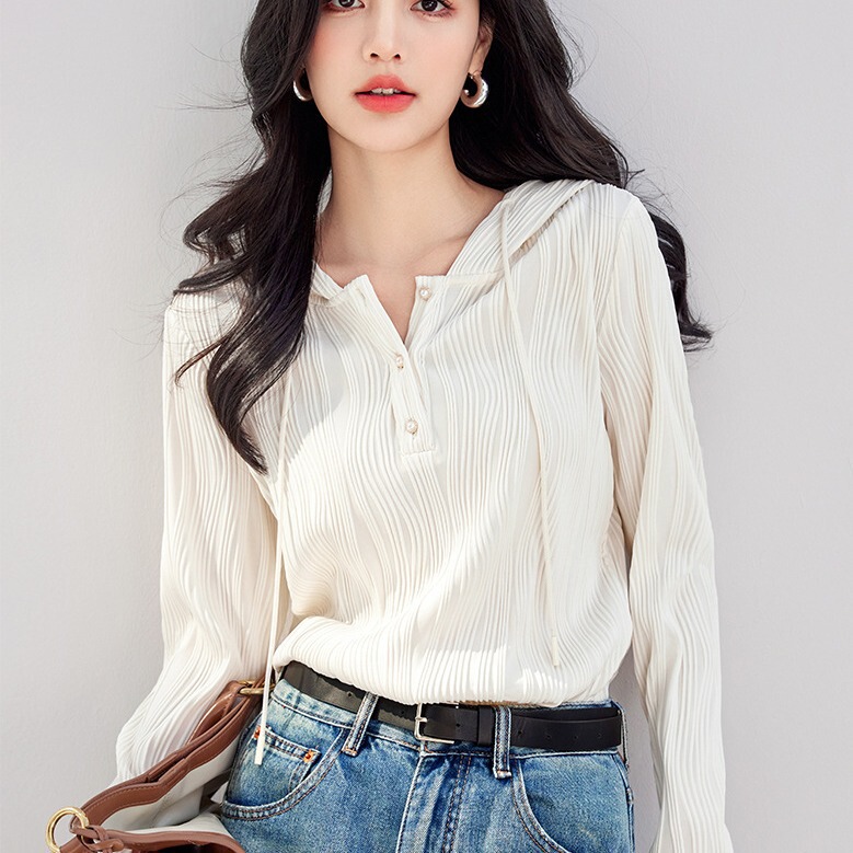 Western Design Hooded Long-Sleeved Knitted T-Shirt Bottoming Shirt Hoodie Women's Spring 2025 Spring New Inner Shirt