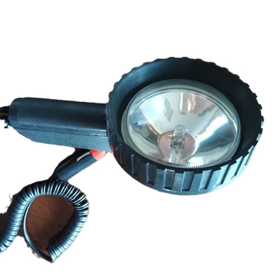 Car Repair: LC İşçi projektorları