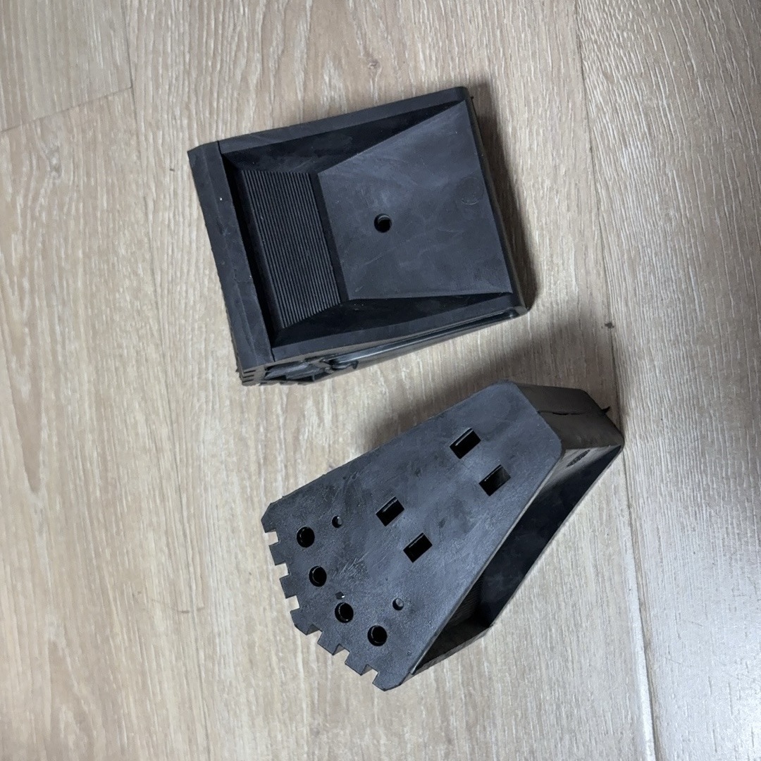 特厚梯子脚套配件黑色皮套子塑料脚垫防滑垫伸缩梯多功能关节梯