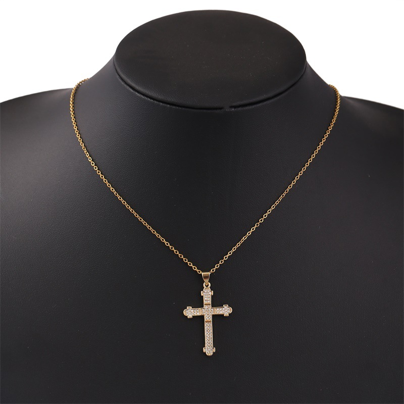 European And American Trendy Unique Copper Inlaid Zircon Cross Necklace Female Korean Cute Real Gold Plating Pendant Jewelry display picture 4