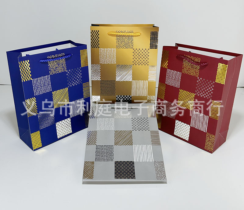 烫金白卡现货批发送礼礼物袋