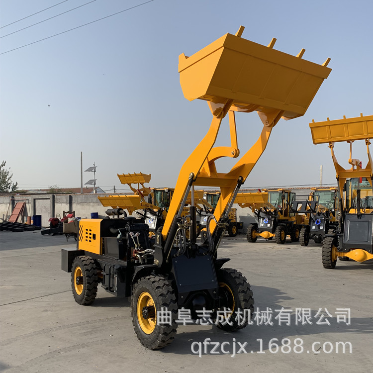 山东优质小型装载机 全新工程装载机 多功能单缸四驱装载机价格