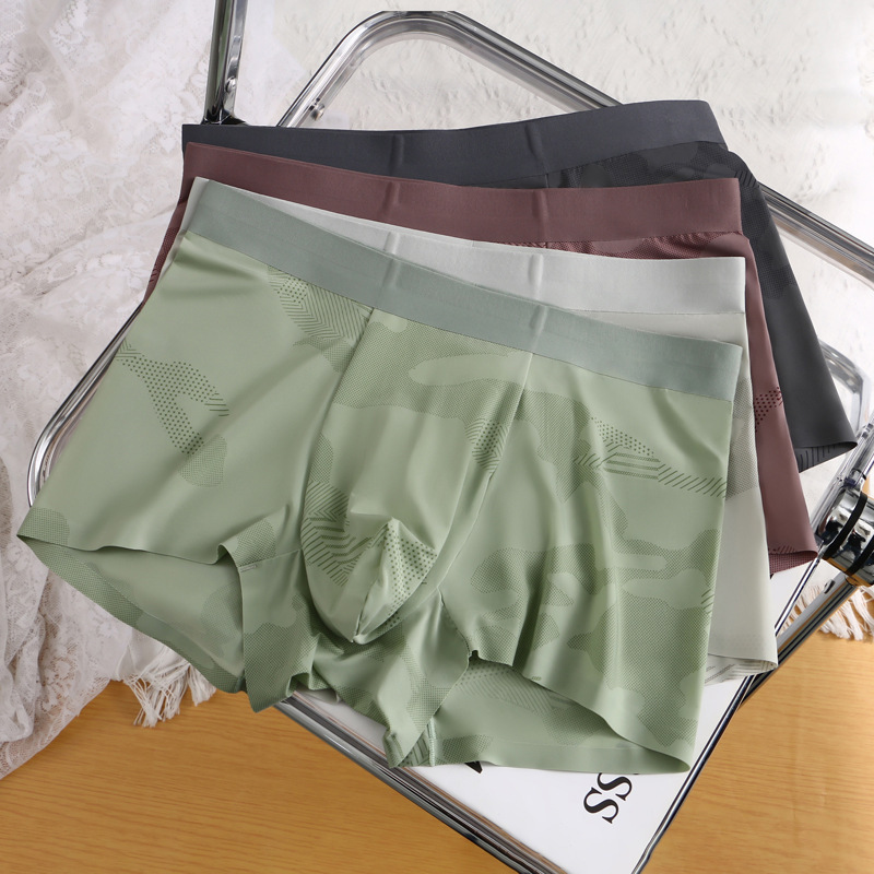 Summer Men's Underwear, Breathable, Thin, Seamless, Camouflage Ice Silk Men's Boxer Briefs, Comfortable Boxer Shorts with a Cool Feel