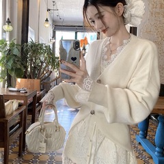 法式气质设计感软糯针织开衫叠穿衬衫+高腰休闲短裙套装三件套女~