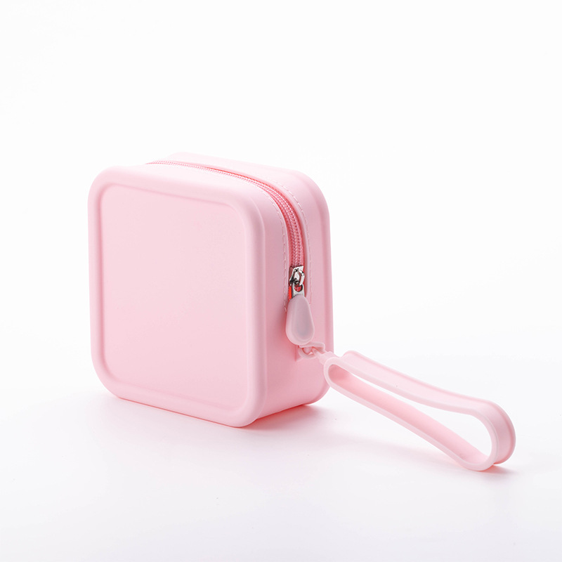 핑크색 사각형 가방