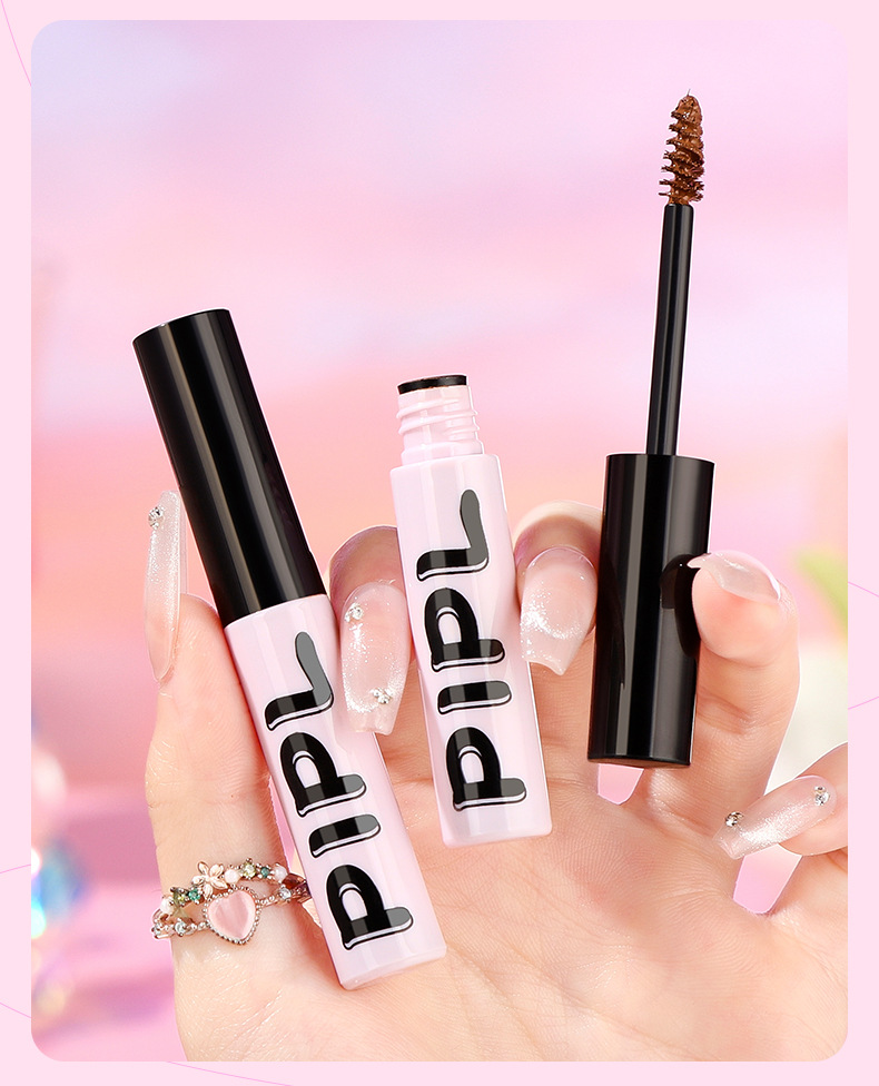 PIPL Soft Mist Eyebrow Dye is long-lasting, does not smudge easily, and does not cause smudging. Each eyebrow is distinct and wild. This eyebrow cream is suitable for women to cross borders undefined