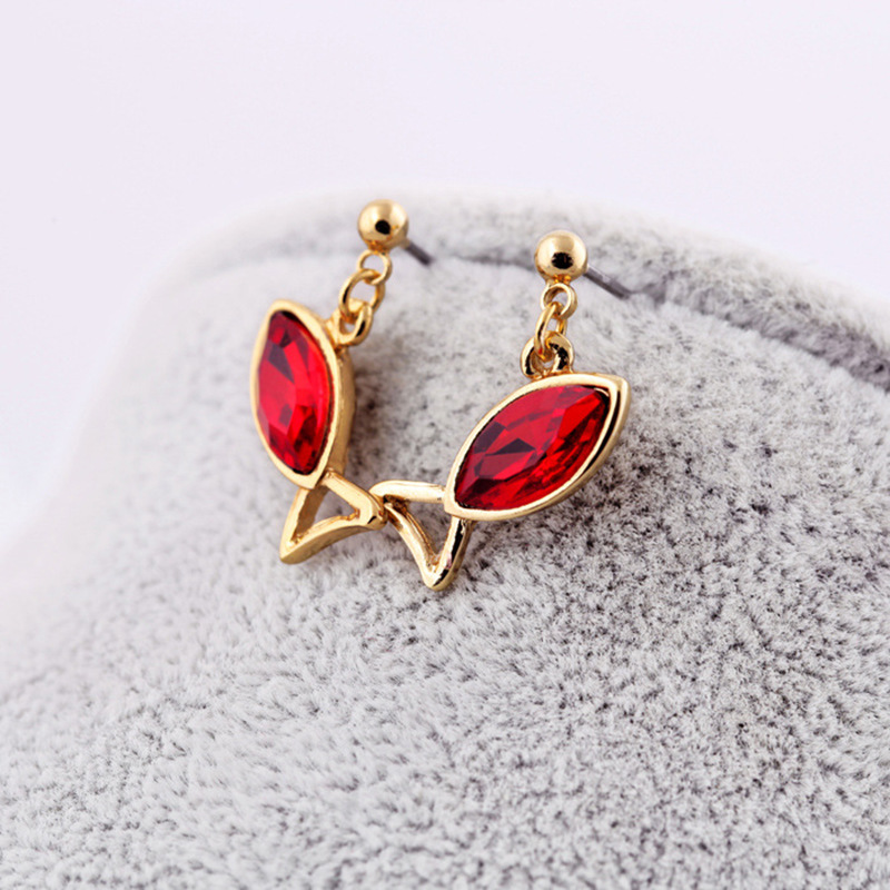 Simple Fashion Color Fish Inlaid Crystal Earrings Wholesale Nihaojewelry display picture 5