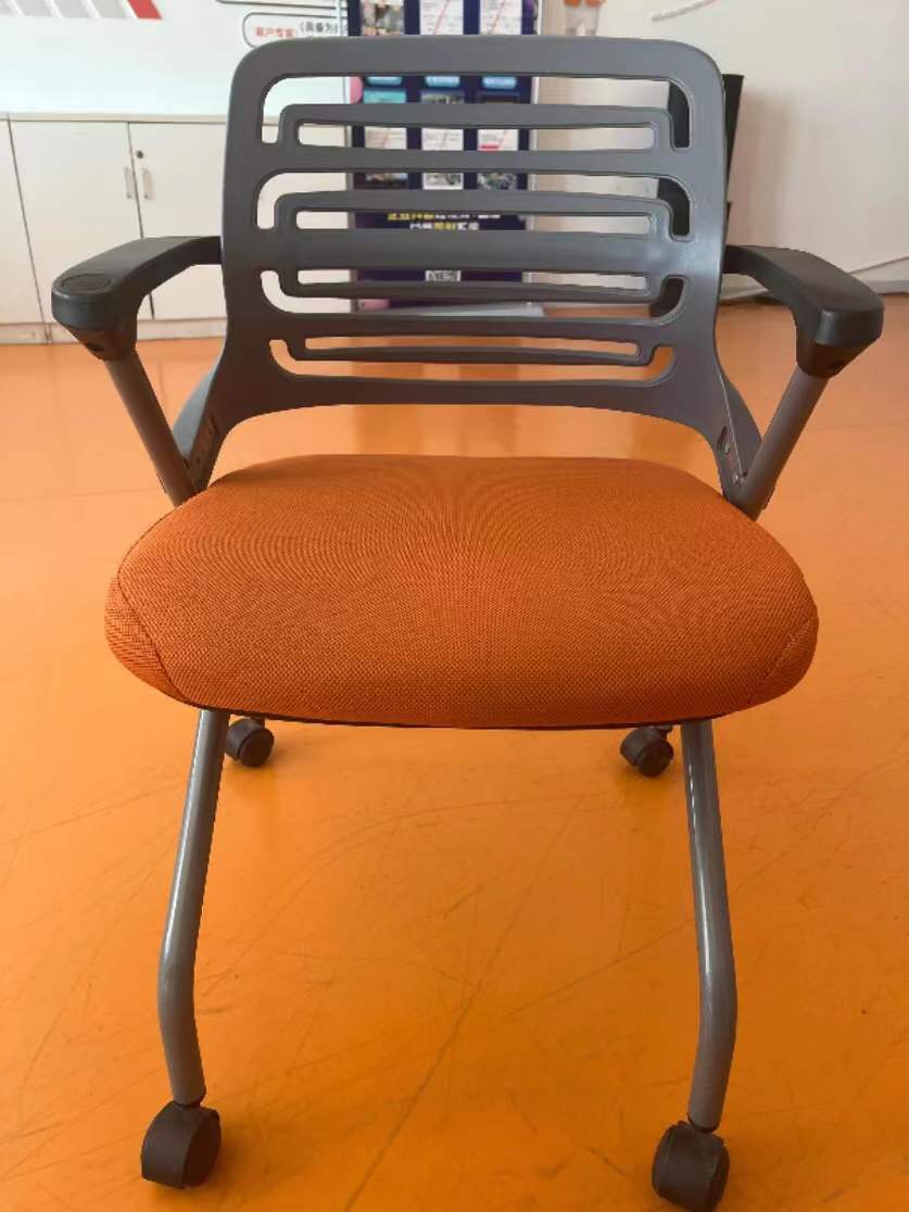 Silla plegable con respaldo y tablero – asiento de formación y conferencia, estructura plástica image 8