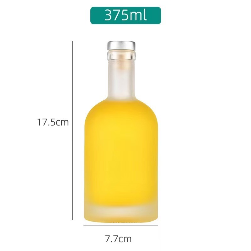 Botella vacía de vodka botella vacía de vino de fruta corporativa privada personalizada botella de vidrio blanco cristalino especial para banquete soporte personalizado