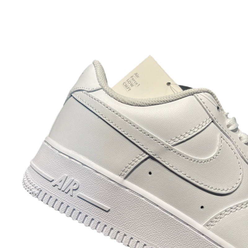 Fábrica de Putian AF1 Fuerza Aérea Nocta-Drake blanco puro negro puro hombre y mujer zapatos casuales de skate de bajo nivel