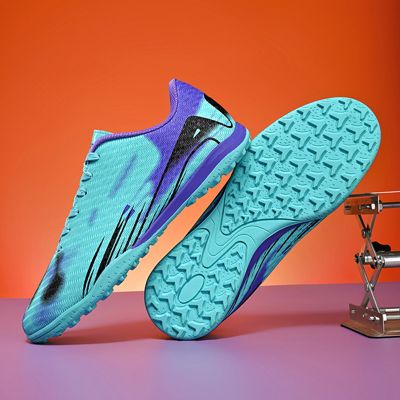 New Cross-Border Platform Main Recommended Youth Soccer Shoes with Spikes and Studs for Sports Students and Men Training Shoes