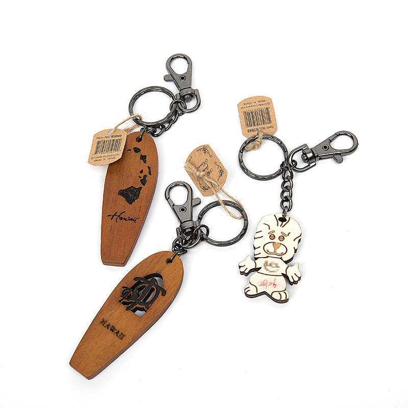 Llavero de madera grabado por láser productos de madera corte por láser letras láser marca de madera fábrica al por mayor