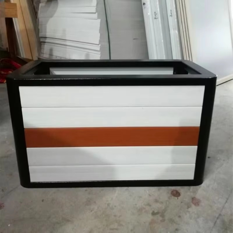 现代简约风格玻璃钢花盆抗老化易清洁坚固耐用多种规格量大价优