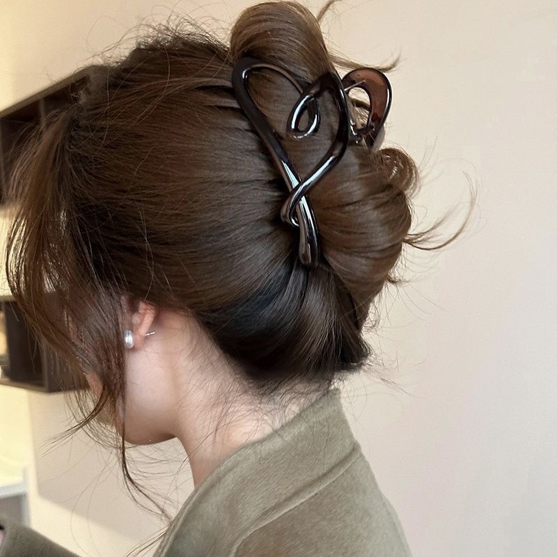 2026 nuevo clip de cabello ondulado clip de cabello de tiburón grande clip de cabello de mujer detrás de la cabeza de alta sensación clip de cabello accesorios para el cabello