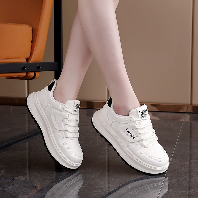 Анкола красный увеличен на толстом подошве маленькие белые туфли женские дикие легкие кроссовки весна 2025 новые маленькие белые туфли H1312