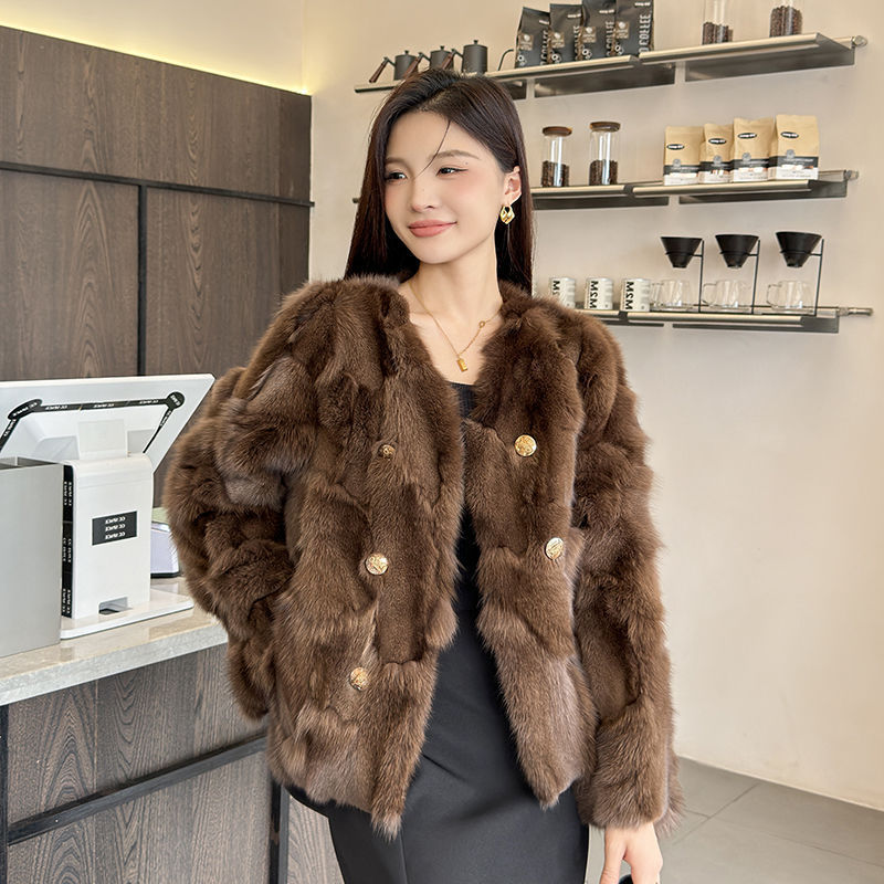Fox Fur Coat for Women, Autumn and Winter Short V-Neck Cardigan, 2025 New Fashion, Young and High-End Fur Integrated