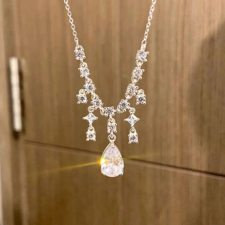 Pendant Necklace Classification Brass Chain Material Simple Style Solid Color Brass Zircon Pendant Necklace In Bulk