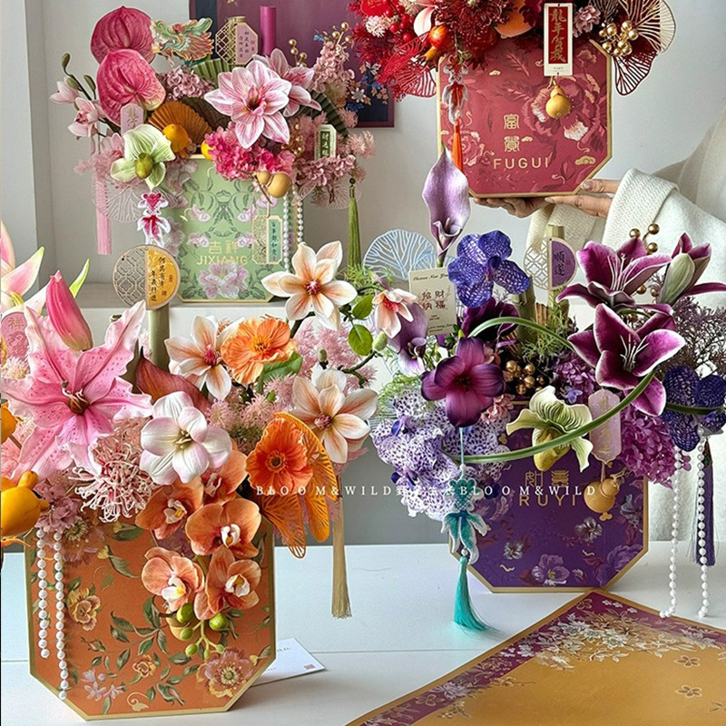 高级感龙年新款年宵花高级八角盒福桶乔迁送礼国风刺绣礼品盒鲜花