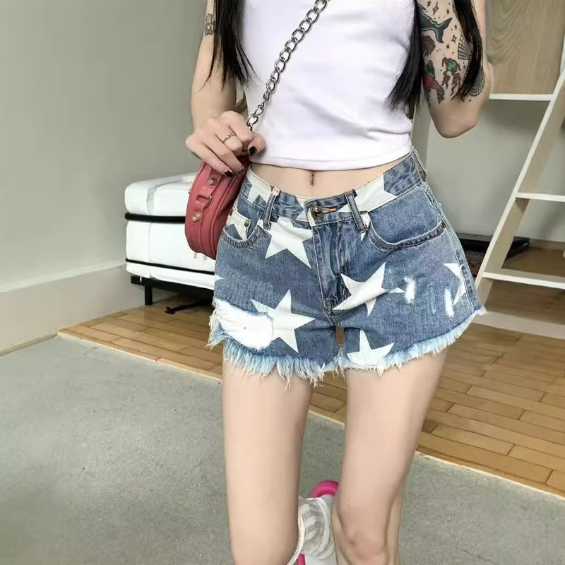 Design Retro Ripped Jeans Super Shorts Hot Pants Women's American Spice Girls Slim Short Pants Tide 2024 Design Retro Ripped Jeans Super Shorts Hot Pants Women's American Spice Girls Slim Short Pants Tide 2024
