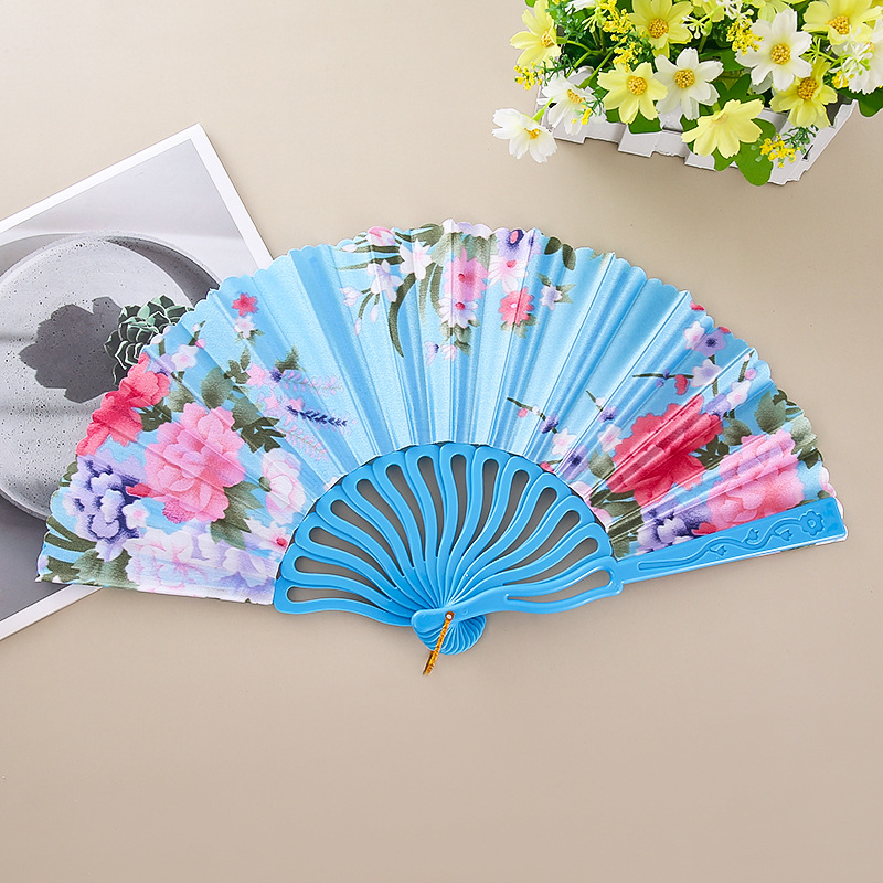 Fábrica de artesanías Chunyu fotografía de estilo antiguo cheongsam tela color quilla flor de cerezo 2 ventilador plegable resistente image 11